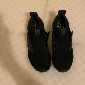 Ultra boost 4.0  black white used